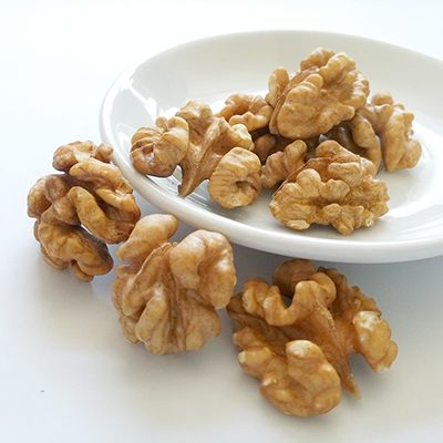 Light walnut kernels