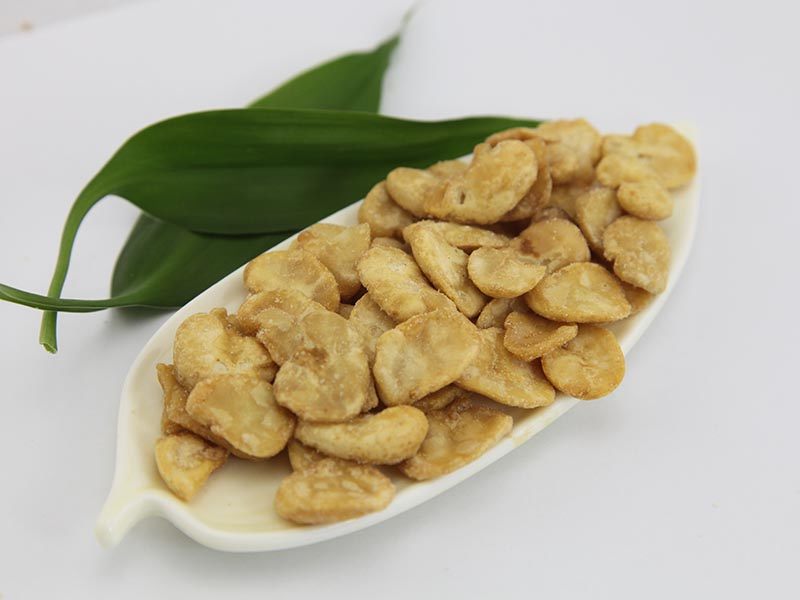 Salted broad bean slice